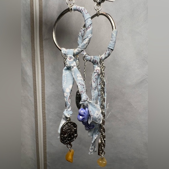 FREE PEOPLE Sold out Juniper Hoop Earrings - Sky/Ciel Lightweight 5” long NWT - Picture 5 of 5